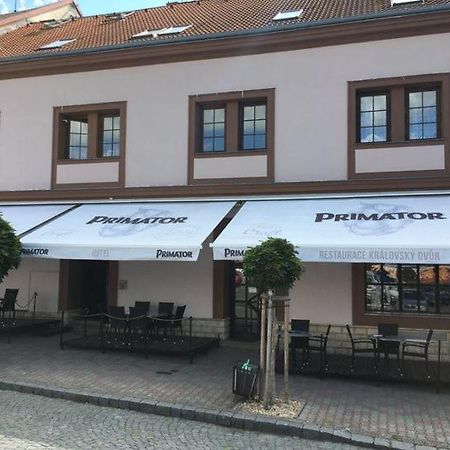 Hotel Kralovsky Dvur Hořice Exteriör bild